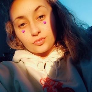 Meet your Posher, Briana